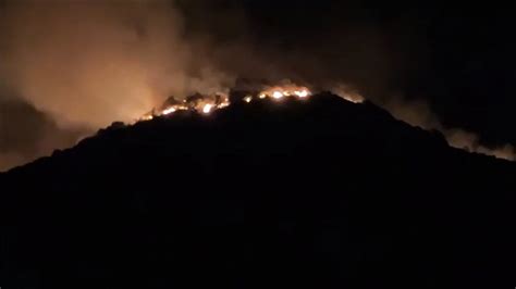 Incendio A Rio Notte Di Paura All Isola D Elba Evacuato Campeggio