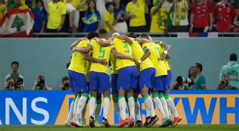 Brasil abre rodada das quartas de final da Copa do Mundo contra Croácia