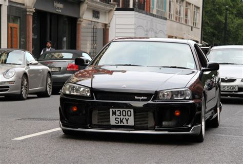 Nissan Skyline R34 Tommy Kaira 25R 27 April 2014 Autogespot