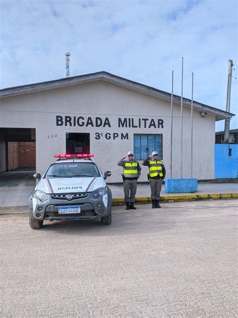 Crpo Litoral Presta Homenagem A Pms Mortos Em Servi O Brigada Militar