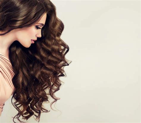 How to Cut Your Own Curly Hair - Health n Well.com