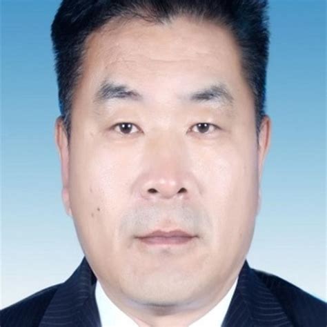 劉軍（山東省泰安市泰山區財政局（區地方金融監督管理局）黨組成員，泰山區國庫集中支付中心主任）百度百科