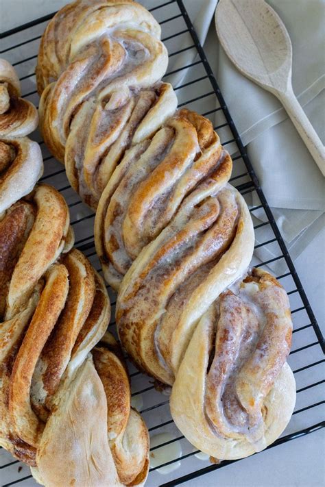 Easy And Fast Cinnamon Twist Loaf Recipe Bread Recipes Sweet Bread