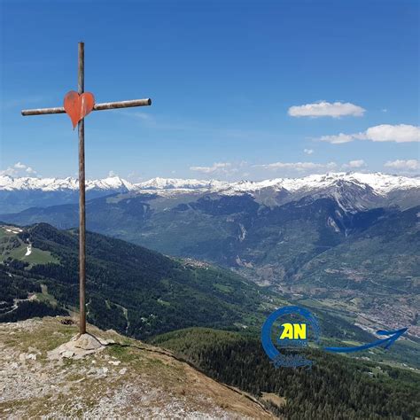 Vue Imprenable Sur La Vall E De La Tarentaise Depuis Le Mont St Jacques