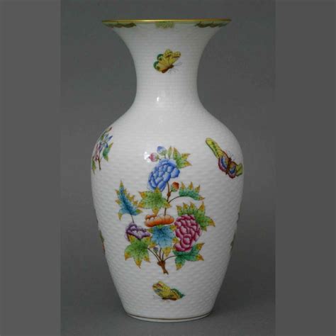 Large Vase (Assorted Decors) - Herend Canada