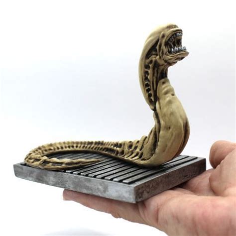 Alien Xenomorph Giger Chestburster Model Figure Figurine Birthday Xmas