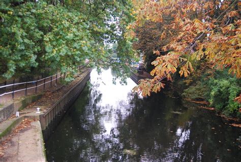 Lea Navigation Below Enfield Lock © N Chadwick Geograph Britain And