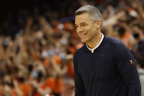 Virginia Basketball - Streaking The Lawn