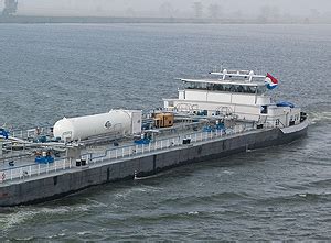 Aktualności Pierwszy chemikaliowiec zasilany LNG będzie pływał po