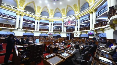 Congreso aprueba la reelección inmediata para alcaldes y gobernadores