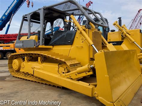 Komatsu D85ESS-2 Bulldozer – PT. Central Indo Machinery