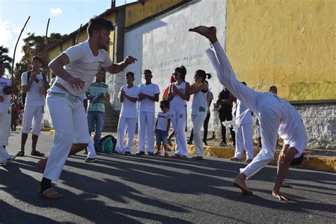 Sancionada a lei que torna a capoeira Patrimônio Cultural Imaterial do