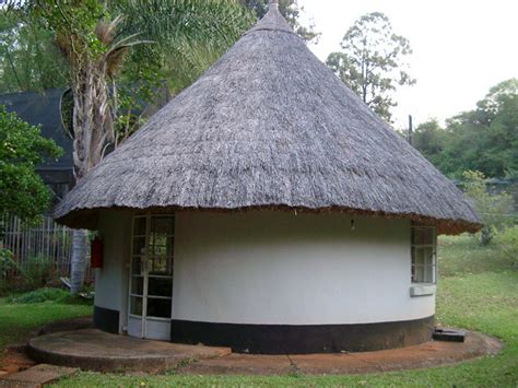 Thatched Accommodations This Rondavel Is Thatched With Gra Flickr