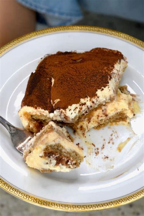 How To Make Italian Authentic Tiramisu Recipe Alphafoodie