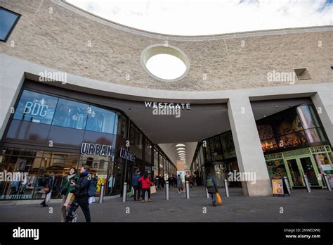 Westgate Shopping Centre, Oxford, entrance Stock Photo - Alamy 