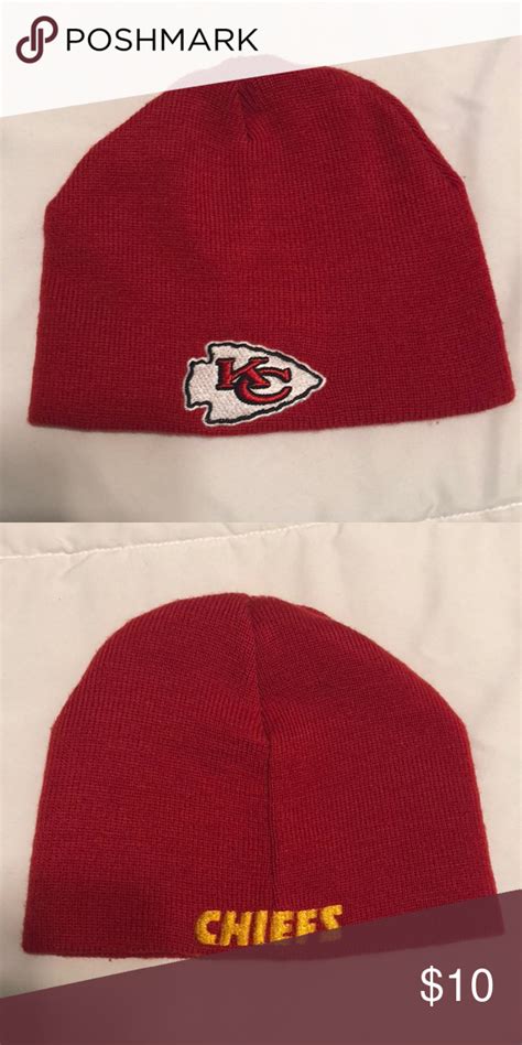 🎉HP🎉Youth Kansas City Chiefs Stocking Hat | Stocking hat, Stockings ...