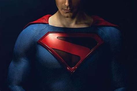 Brandon Routh Dons The 'Kingdom Come' Superman Suit For Arrowverse ...