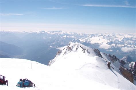 Trovati I Corpi Dei Due Alpinisti Dispersi Sul Monte Bianco TPI