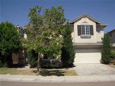 2113 Photinia Dr Tracy CA 95376 MLS 10045888 Redfin