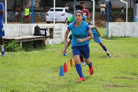 Feminino Faz Treino Tático No Parque Santiagogalícia Esporte Clube