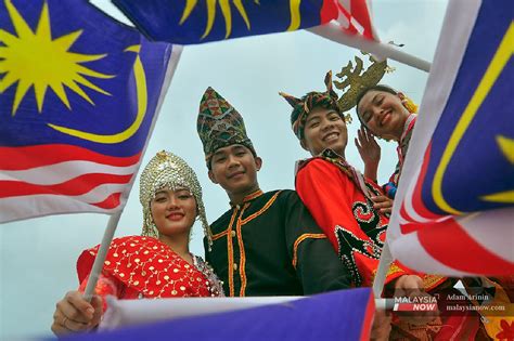 Pm Seru Kibar Jalur Gemilang Tanda Solidariti Melawan Covid