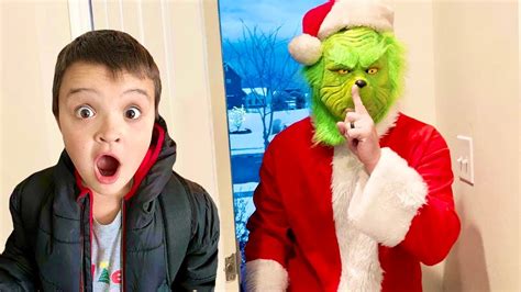 The Grinch Tries To Steal Christmas Youtube