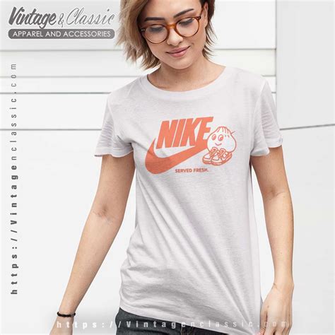 Nike Dumpling Logo Shirt Vintagenclassic Tee