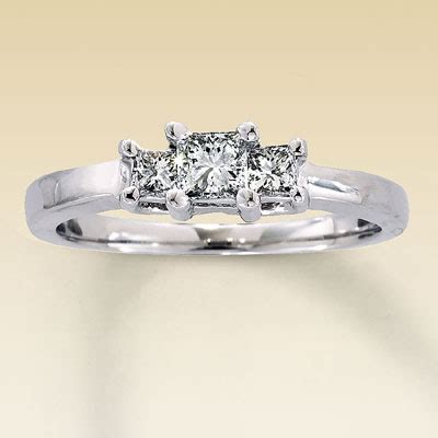 Kay Jewelers 14K White Gold 1/2 Carat t.w. Three-Stone Diamond Ring