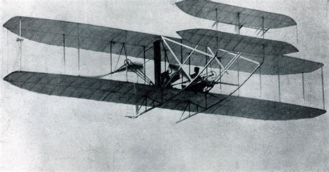 First Airplane In The World