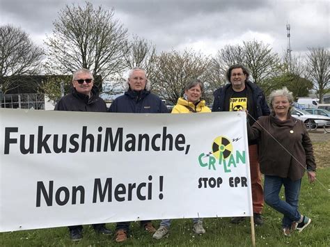 Contre Lepr De Flamanville Quelques Antinucl Aires Rassembl S Aux