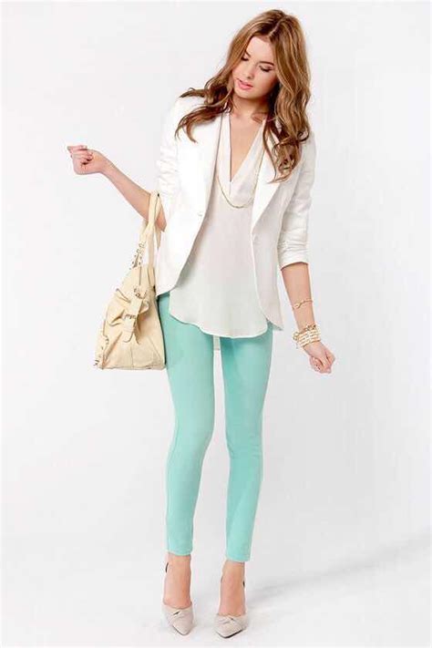 Aprende A Combinar El Color Verde Menta En Tus Outfits