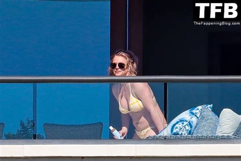 Britney Spears Shows Off Her Sexy Bikini Body 17 Photos Video PinayFlixx Mega Leaks