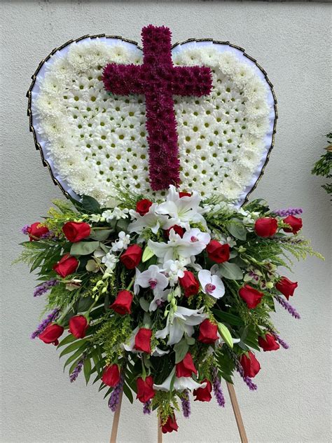 Funeral Cross 09 Kimanh Flowers