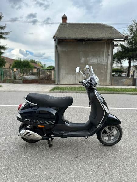 Vespa Lx Lx T Polovni Automobili