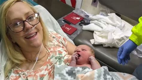 Video Utah Mom Gives Birth On The Side Of Snowy Highway