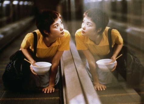 Video La Simetr A Narrativa En Chungking Express De Wong Kar Wai