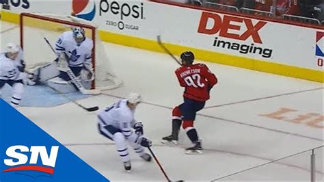 Evgeny Kuznetsov Breaks The Tie With A Beautifully Placed Shot Youtube