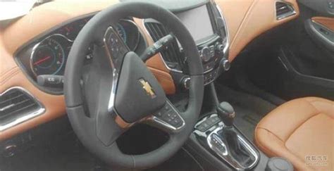 2015 Chevrolet Cruze interior spyshot