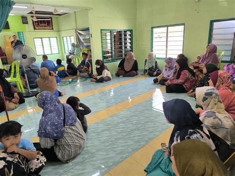 Asnaf Terima Sumbangan Sentuhan Kasih Ramadan Mata Ayer Perlis