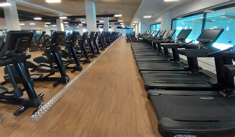 Abre el C D Supera Barreiro el centro deportivo más moderno y