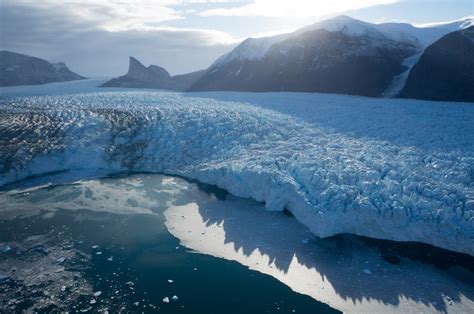 Field Guide to Arctic Glacier Ice | The Arctic Institute – Center for ...