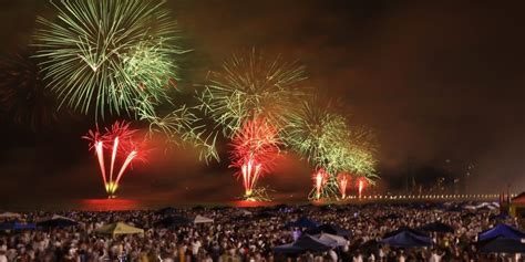 Mais de 1 milhão de pessoas festejaram a virada do ano em Balneário