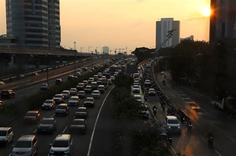 Hari Pertama Masuk Kerja Jakarta Mulai Macet Lagi Pasca Libur Lebaran