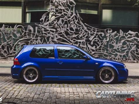 Stance Volkswagen Golf Mk4 Side