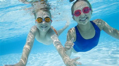 Qué Actividades Hacer Con Los Niños En La Piscina