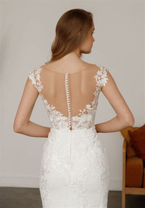 2 In 1 Lace Wedding Dress Airis Wedding Dress From Olivia Bottega