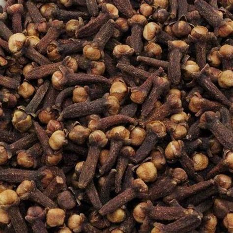 Brown Organic Dry Clove Whole Packaging Size 10 Kg At Rs 960 Kg In