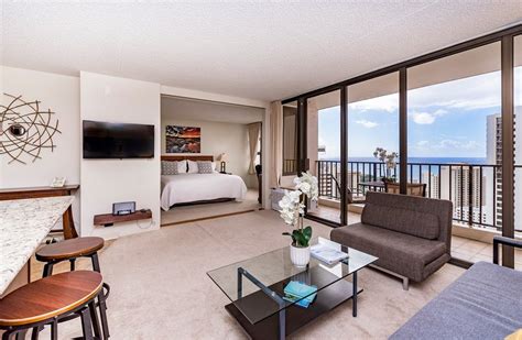 Luxury Ocean View condo, Free parking, sleeps 5! UPDATED 2019 ...