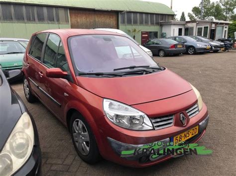 Renault Sc Nic Ii V Sloopvoertuig Rood