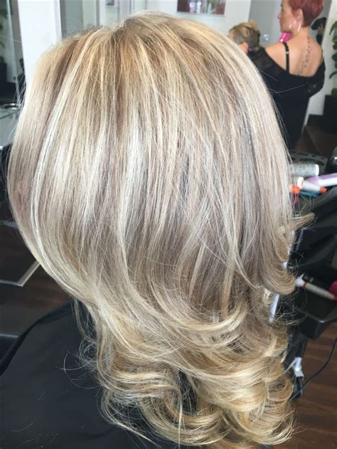 Blonde Highlights Grey Blonde Hair Blonde Hair With Grey Highlights